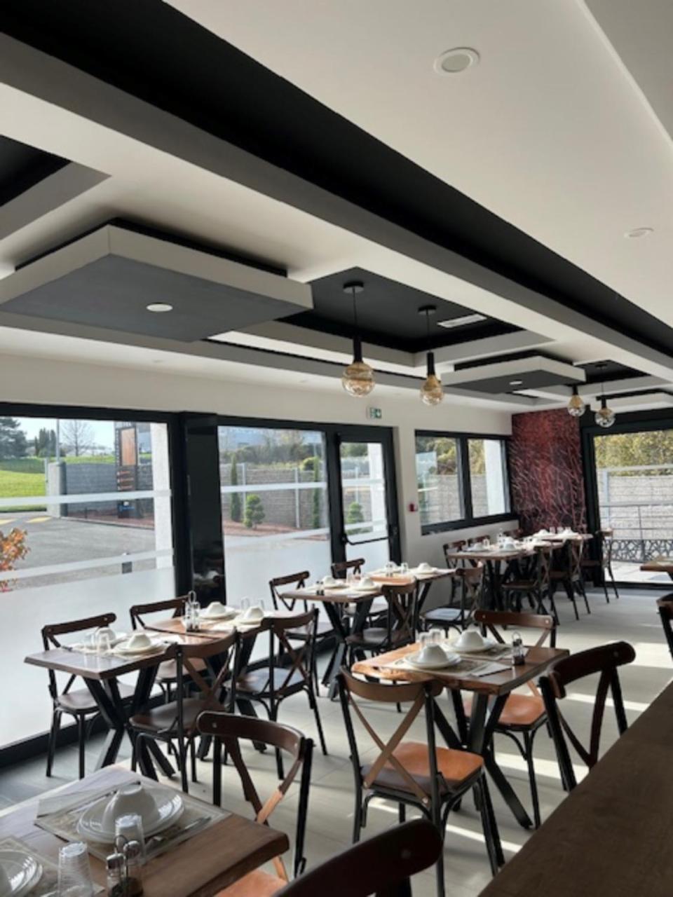 Val Hotel Montbeliard Sud Valentigney Luaran gambar