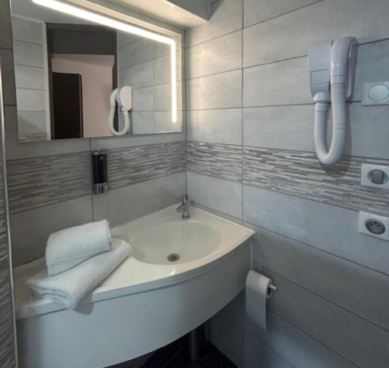 Val Hotel Montbeliard Sud Valentigney Luaran gambar